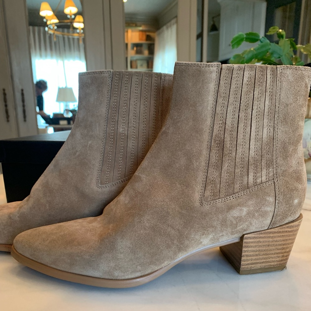 Rag and Bone size 41/11 Camel ( or taupe) suede ankle boot.